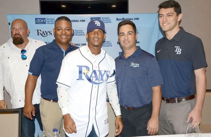 Millones a granel! Wander Franco recibe US$3,8 millones de los Rays