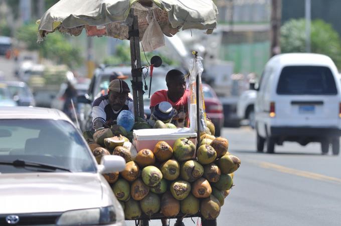 Culpan a Gobierno de ingreso haitianos