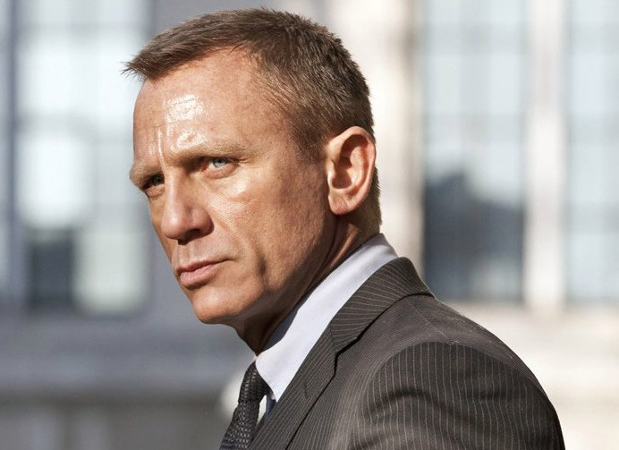 Daniel Craig recula; volverá a ser James Bond, y sin cortarse las venas