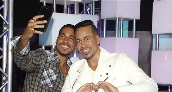 Romeo Santos tiene el toque de oro en “Golden”