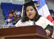 Graduada con índice más alto de la UASD cuestiona algunos de sus profesores