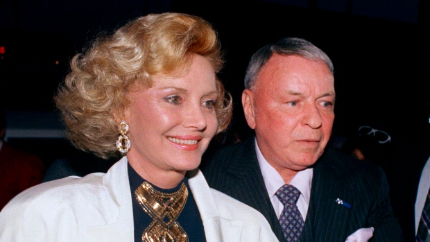 Muere Barbara Sinatra, viuda de Frank y filántropa