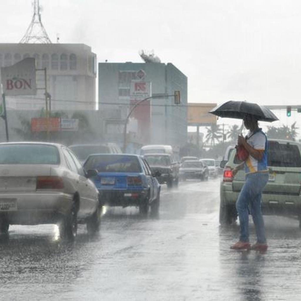 Vaguada y onda tropical seguirán provocando lluvias en nueve provincias