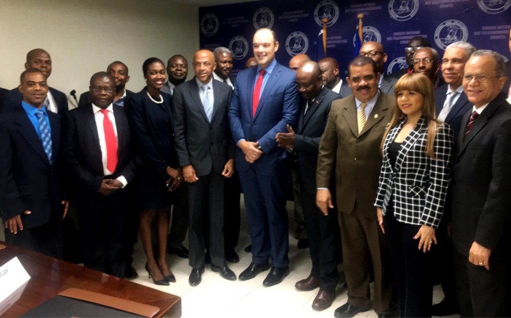 Informe de INDOTEL indica que 233 emisoras haitianas interfieren en frontera dominicana