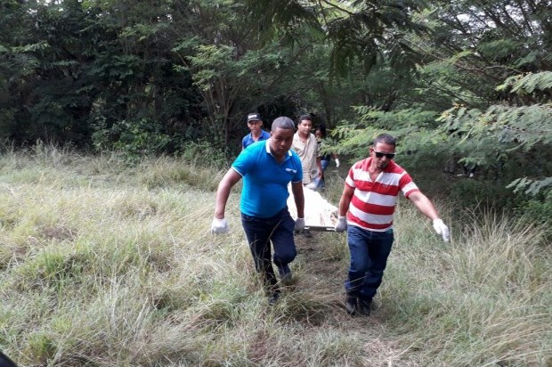 Hallan ahorcado hombre que degolló a su novia en Santiago OTRO MAS Q MATA LA MUJER Y SE MATA DIOSSSS