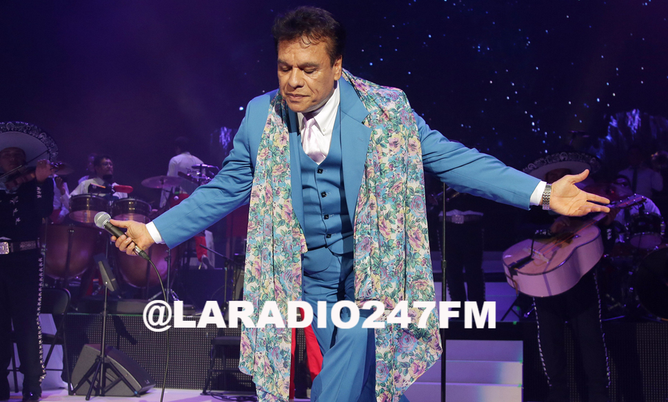 Un año sin Juan Gabriel, el artista que "dio la vida por su música"