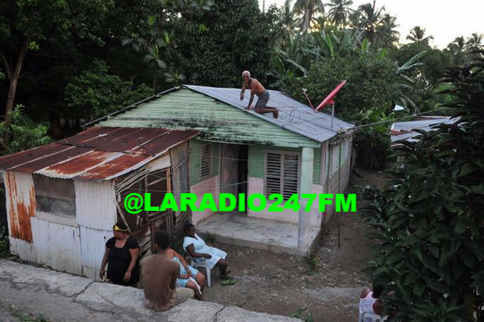 Residentes de Nagua y Sánchez se sienten huérfanos ante Irma