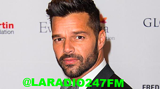 Esto no es correcto. $2,249. Por un vuelo Miami-San Juan, la queja de Ricky Martin tras huracán María PRECIO BOLETOS AÉREOS