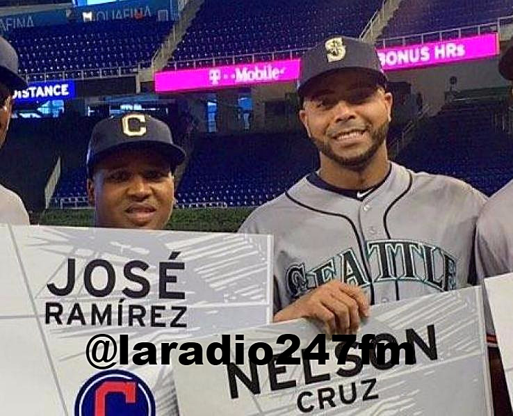 José Ramírez y Nelson Cruz son candidatos para el premio Hank Aaron