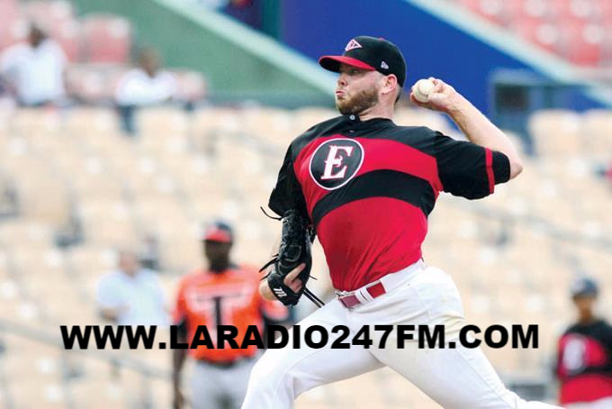 Additon y Reyes brillan, Leones blanquean Toros