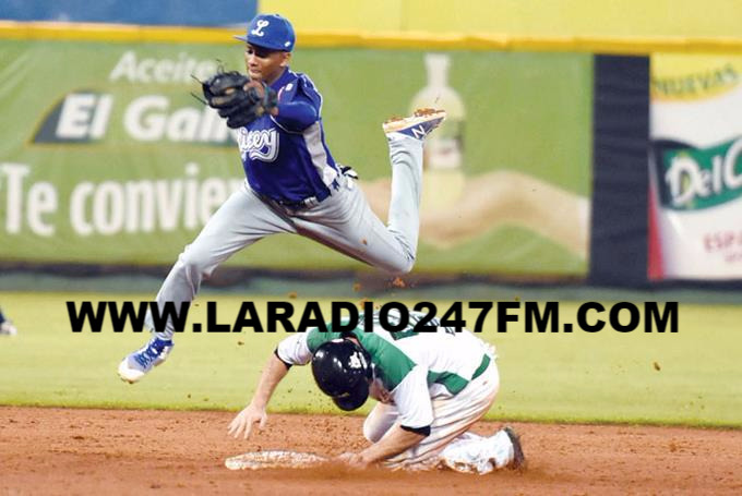 Francisco empuja dos en la victoria del Licey Navarro jonronea y los Tigres derrotan 7-3 a las Estrellas Orientales