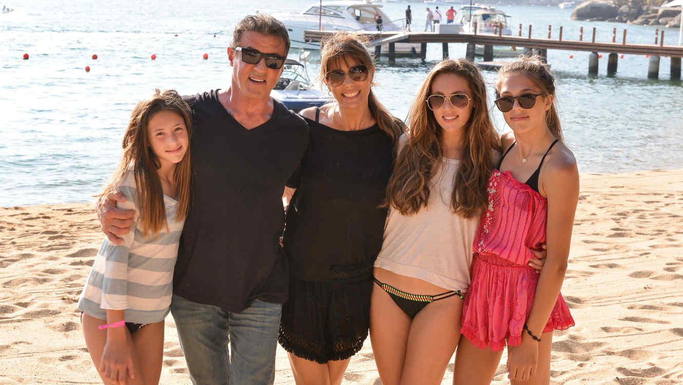 Sylvester Stallone se relajó en Los Cabos en compañía de sus hijas