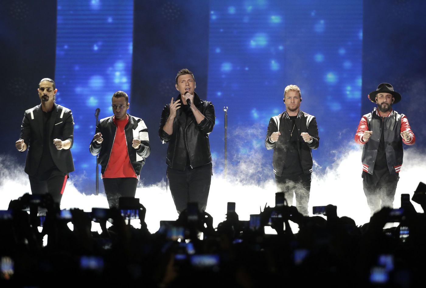 Backstreet Boys lamentan el accidente que dejó 14 heridos en uno de sus shows