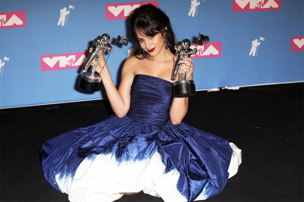 Camila Cabello derrotó a Drake, Mars, Cardi B, Ariana Grande y Post Malone en los MTV