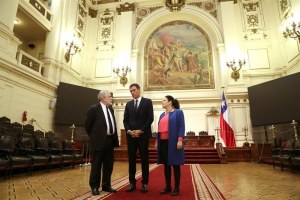 Sánchez comparte su plan económico con empresas españolas presentes en Chile