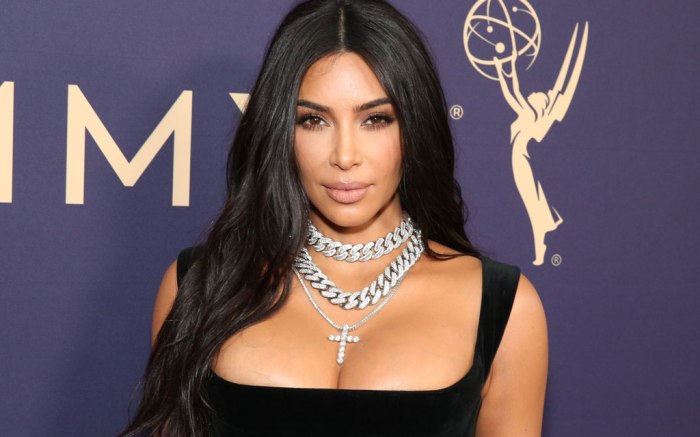 Kim Kardashian demanda a una app por 10 millones por utilizar su foto  NOTICIARIO DIGITAL #laradio247fm