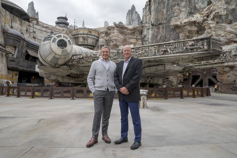 Renuncia CEO de Disney, Bob A. Iger. Será reemplazado por Bob Chapek.